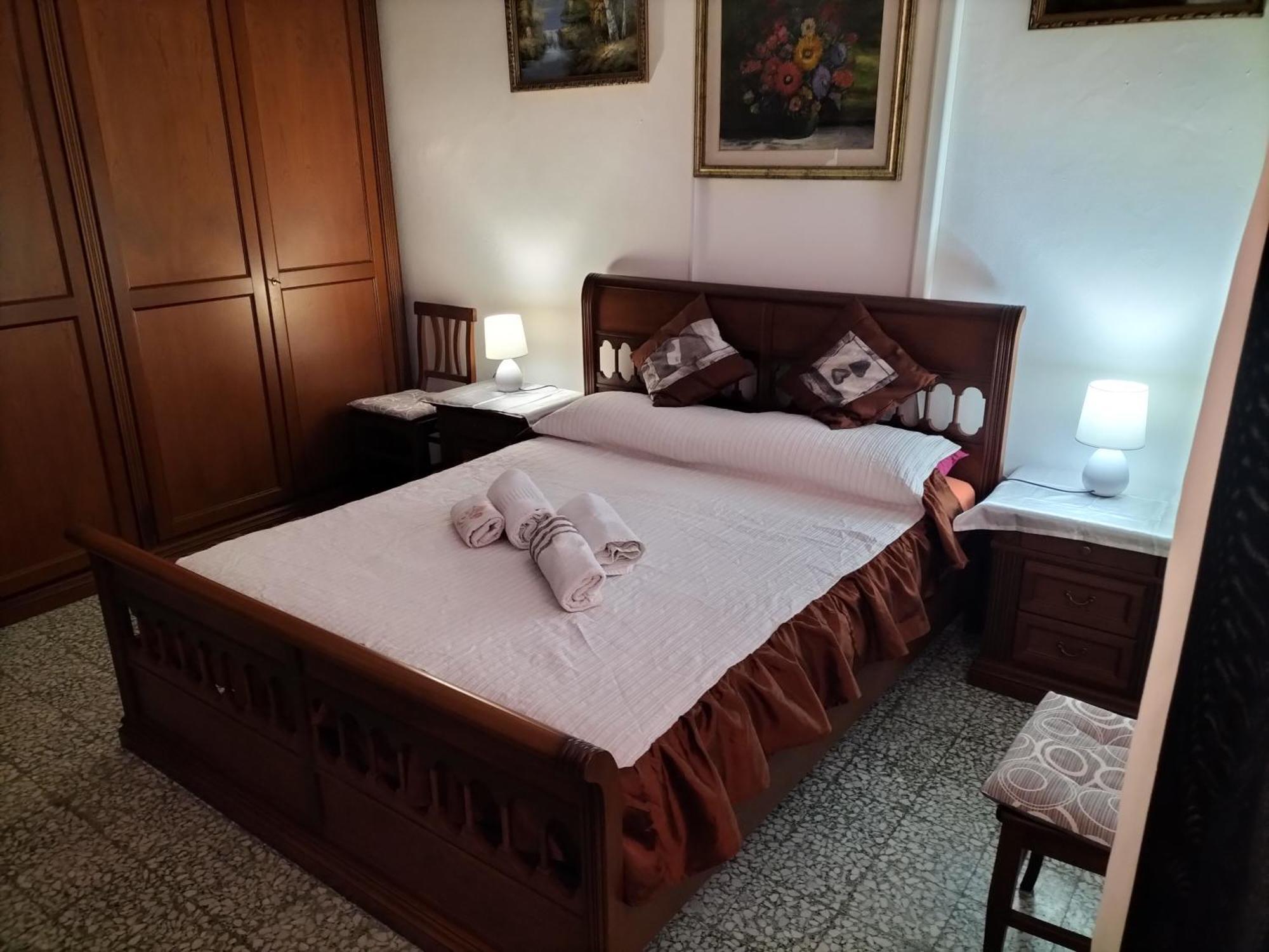 The Square Apartment Орозеи Екстериор снимка