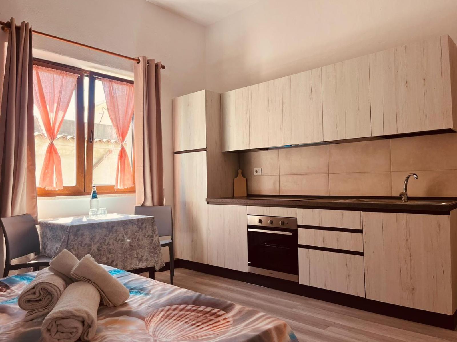 The Square Apartment Орозеи Екстериор снимка
