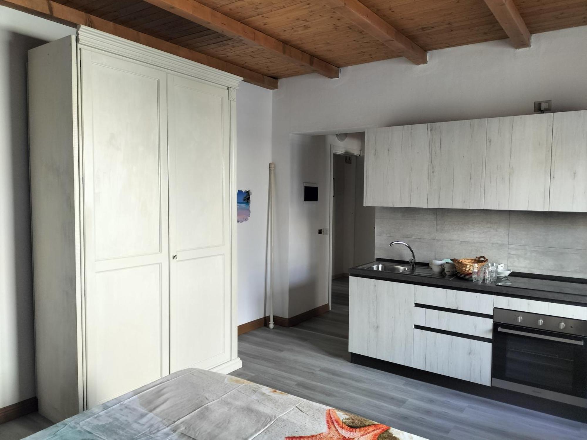 The Square Apartment Орозеи Екстериор снимка